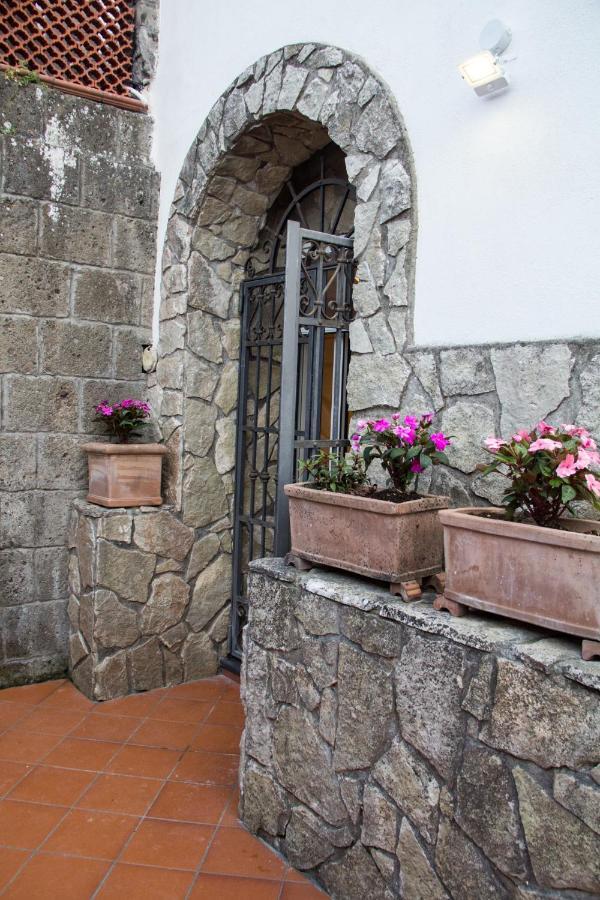 Shanti Home - Restaurant Di Aversano Salvatore Сорренто Экстерьер фото